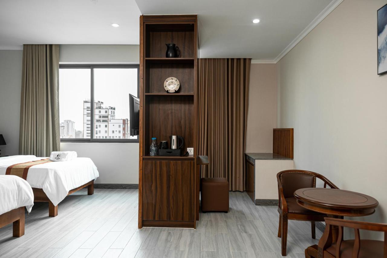 The Onra Hotel Phnom Penh Exterior photo