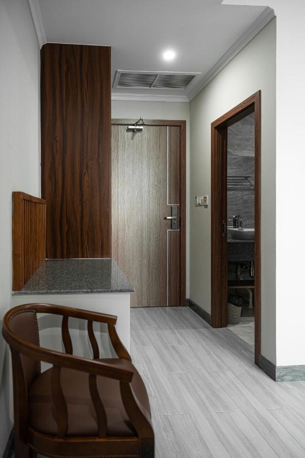The Onra Hotel Phnom Penh Exterior photo
